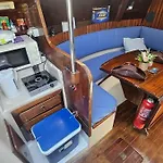 Botel Boat Puma 34 Lisboa
