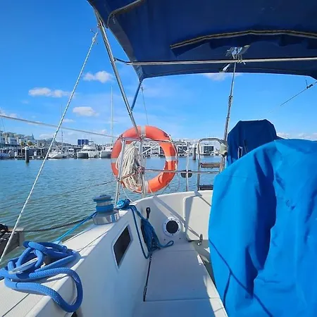 Boat Puma 34 보트호텔 리스본