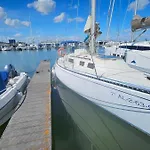 Boat Puma 34 보트호텔