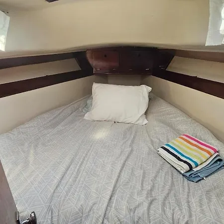 Hotel en barco Boat Puma 34